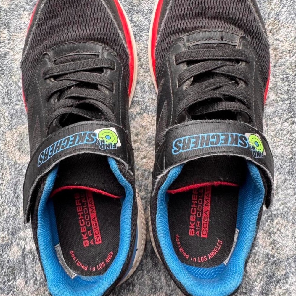 Skechers Go Run Elevate 2.0, kids size 5